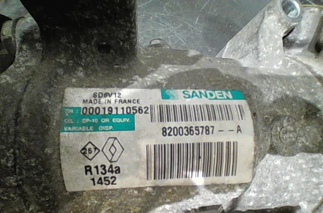 Compresseur air conditionne Renault CLIO III (BR0-1, CR0-1) 1.6 16v (br05, br0b, br0y, br15, br1j, br1m, br1y, cr0b,... (2005-20 occasion — photo 2
