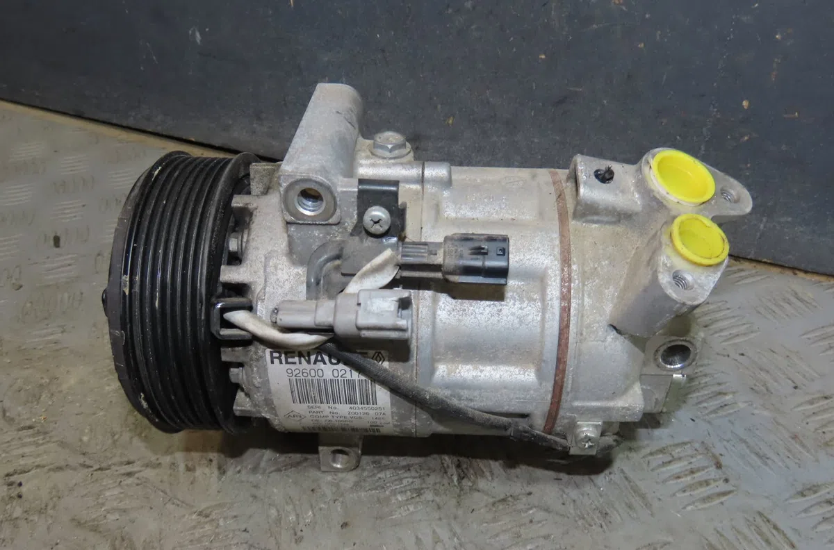 Compresseur air conditionne Renault CLIO IV (BH_) 0.9 tce 90 (2012) 5 portes occasion — photo 2
