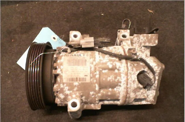 Compresseur air conditionne Renault CLIO IV (BH_) 1.5 dci 75 (2012) 5 portes occasion — photo 2