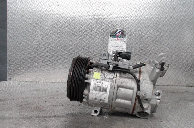 Compresseur air conditionne Renault GRAND SCÉNIC III (JZ0-1_) 2.0 16v (jz0g) (2009) occasion — photo 2