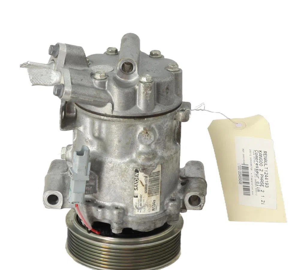Compresseur air conditionne Renault KANGOO Express (FW0-1_) 1.2 tce 115 (fw02, fw14) (2013) occasion — photo 2