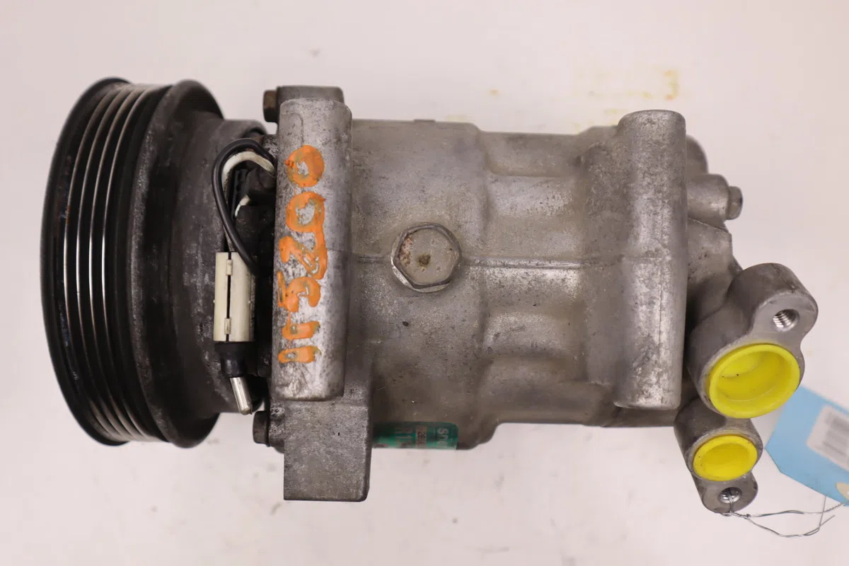 Compresseur air conditionne Renault KANGOO (KC0-1_) 1.6 16v (2001) occasion