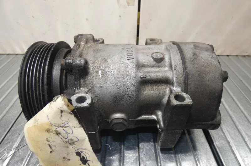 Compresseur air conditionne RENAULT LAGUNA 1 PHASE 2 occasion — photo 2
