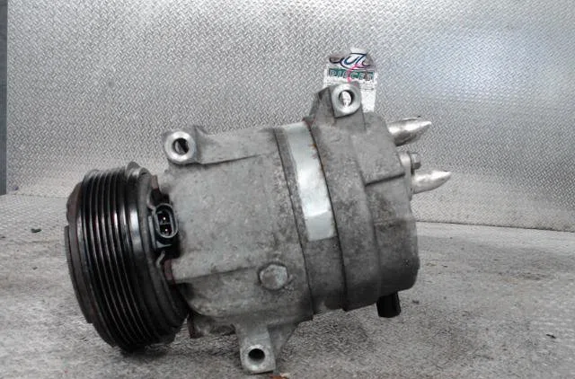 Compresseur air conditionne Renault LAGUNA II (BG0-1_) 2.2 dci (bg0f) (2001-2006) occasion — photo 2