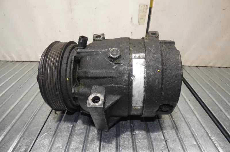 Compresseur air conditionne RENAULT MEGANE 1 PHASE 1 occasion — photo 2