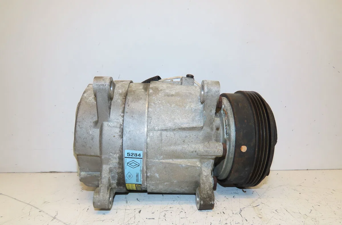 Compresseur air conditionne Renault MEGANE I (BA0-1_) 1.6 e (ba0f, ba0s) (1996-1999) occasion — photo 2