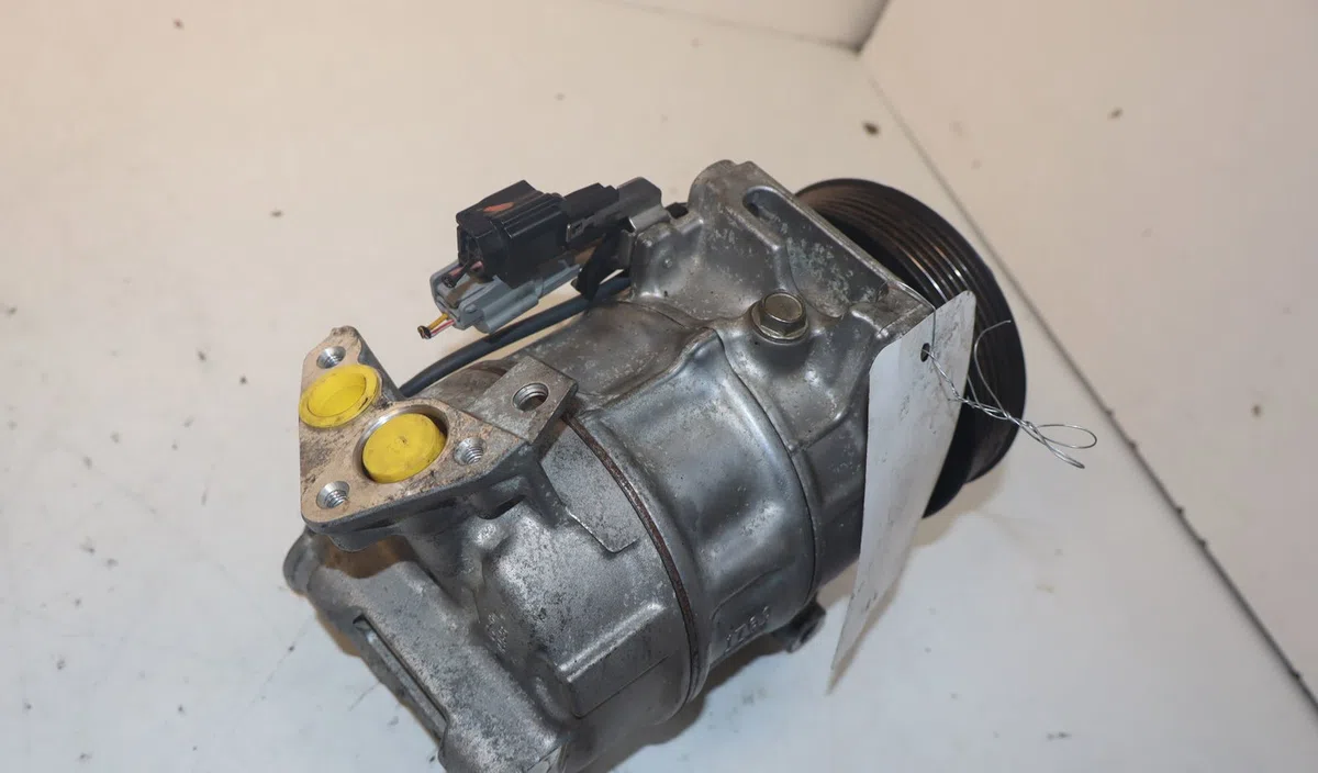 Compresseur air conditionne Renault MEGANE IV 3-5 portes (B9A-M-N_) 1.5 blue dci 95 (b9a2) (2018) occasion — photo 2
