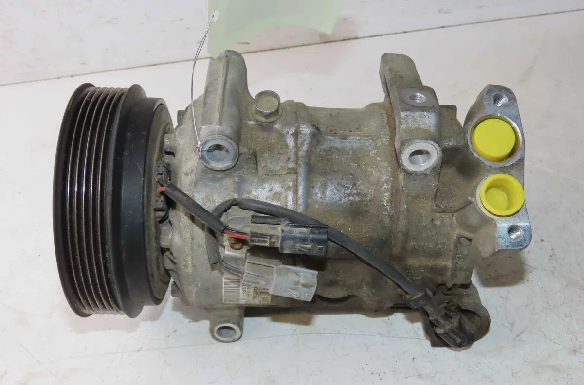 Compresseur air conditionne RENAULT MEGANE IV occasion — photo 2