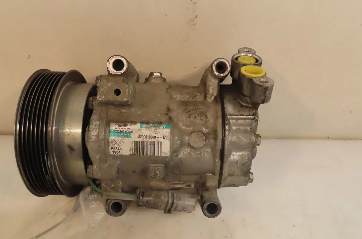 Compresseur air conditionne Renault MODUS - GRAND MODUS (F-JP0_) 1.2 (jp0c, jp0k, fp0c, fp0k, fp0p, jp0p, jp0t) (2004) 5 portes occasion — photo 2