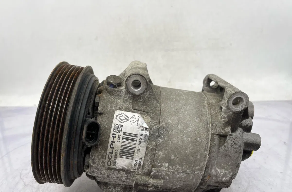 Compresseur air conditionne RENAULT SCENIC 2 PHASE 2 occasion — photo 2