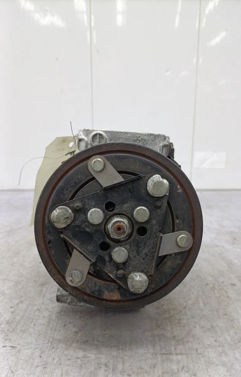 Compresseur air conditionne RENAULT SCENIC 4 occasion — photo 2
