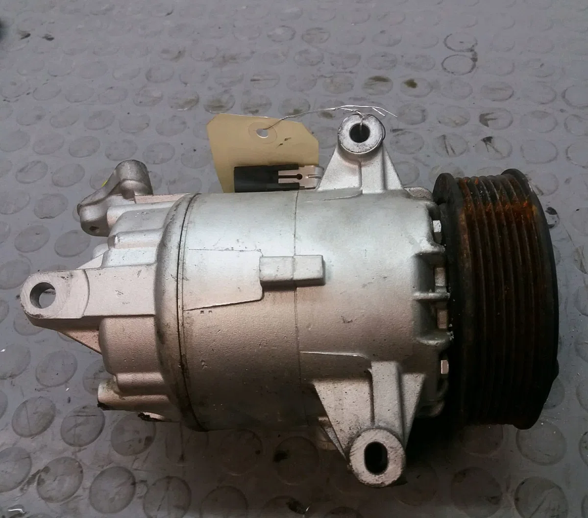 Compresseur air conditionne Renault SCÉNIC II (JM0-1_) 2.0 dci (jm1k) (2005-2008) occasion