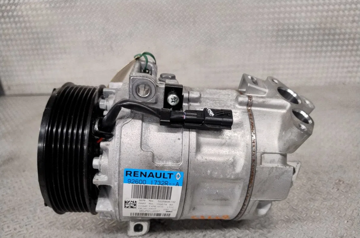 Compresseur air conditionne Renault TRAFIC III Autobus-Autocar (JG_) 2.0 dci 150 (jgmu) (2021) occasion — photo 2