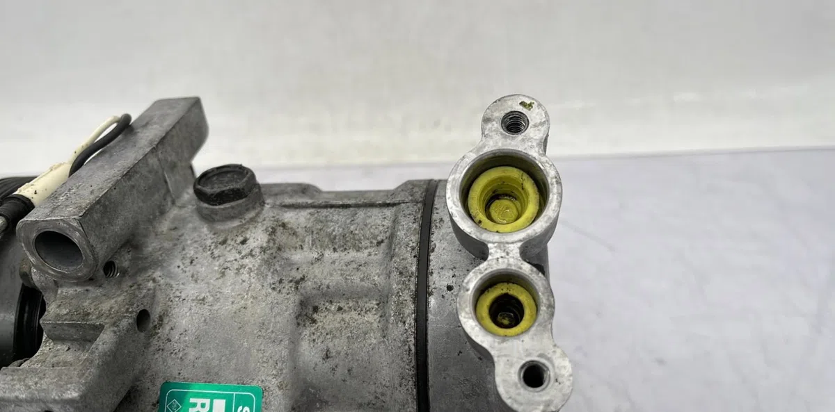 Compresseur air conditionne RENAULT TWINGO 1 PHASE 2 occasion — photo 2