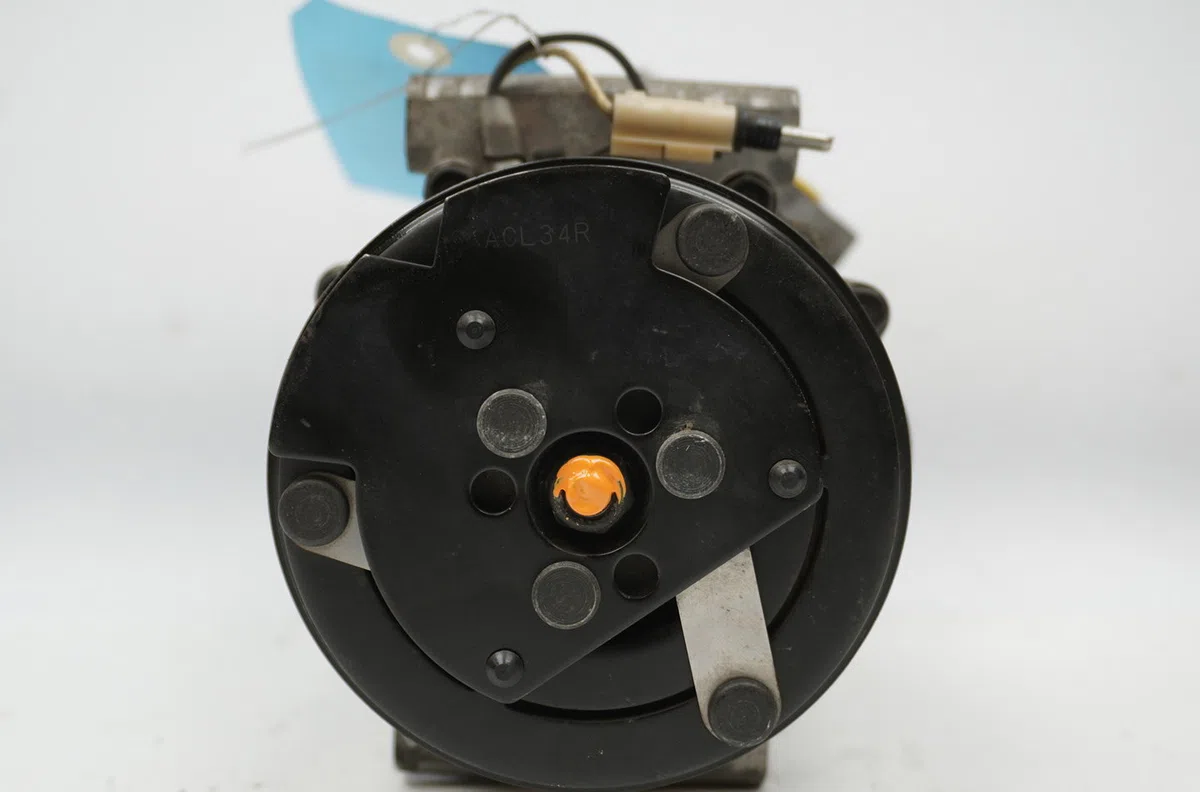 Compresseur air conditionne Renault TWINGO I (C06_) 1.2 16v (c06c, c06d, c06k) (2001-2007) 3 portes occasion — photo 2