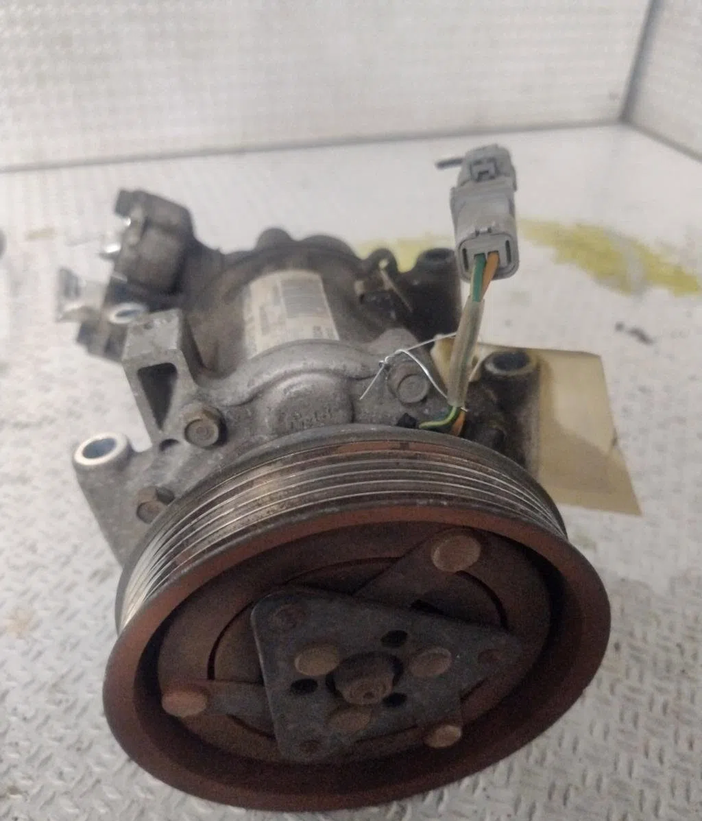 Compresseur air conditionne Renault TWINGO II (CN0_) 1.5 dci (cn0e) (2007-2014) 3 portes occasion — photo 2