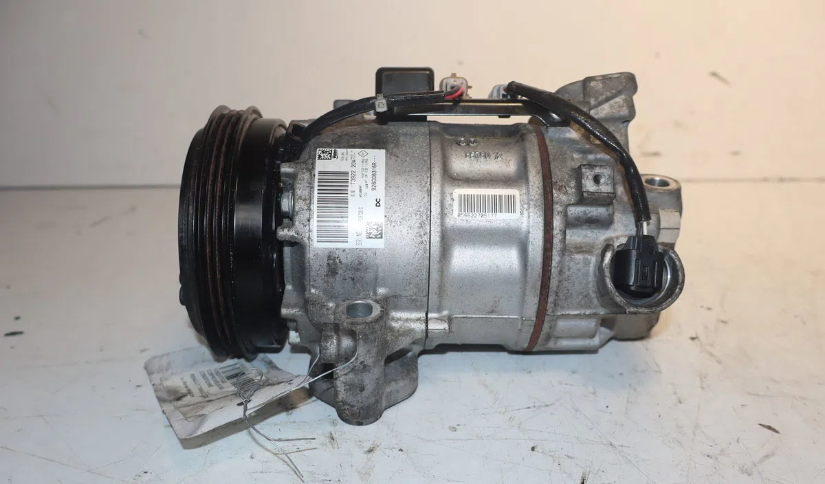 Compresseur air conditionne Renault TWINGO III (BCM_, BCA_) 1.0 sce 65 (bcmj) (2019) occasion — photo 2