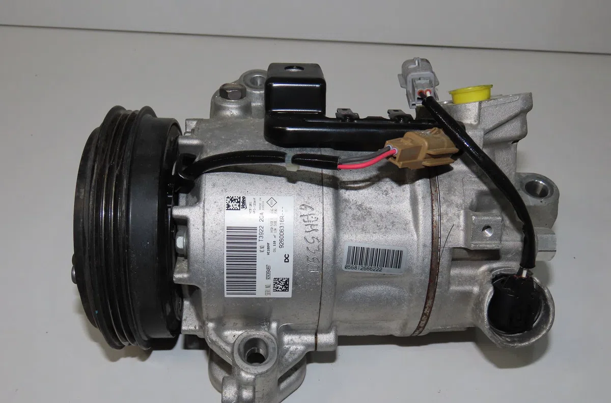 Compresseur air conditionne Renault TWINGO III (BCM_, BCA_) 1.0 sce 75 (2019) 5 portes occasion