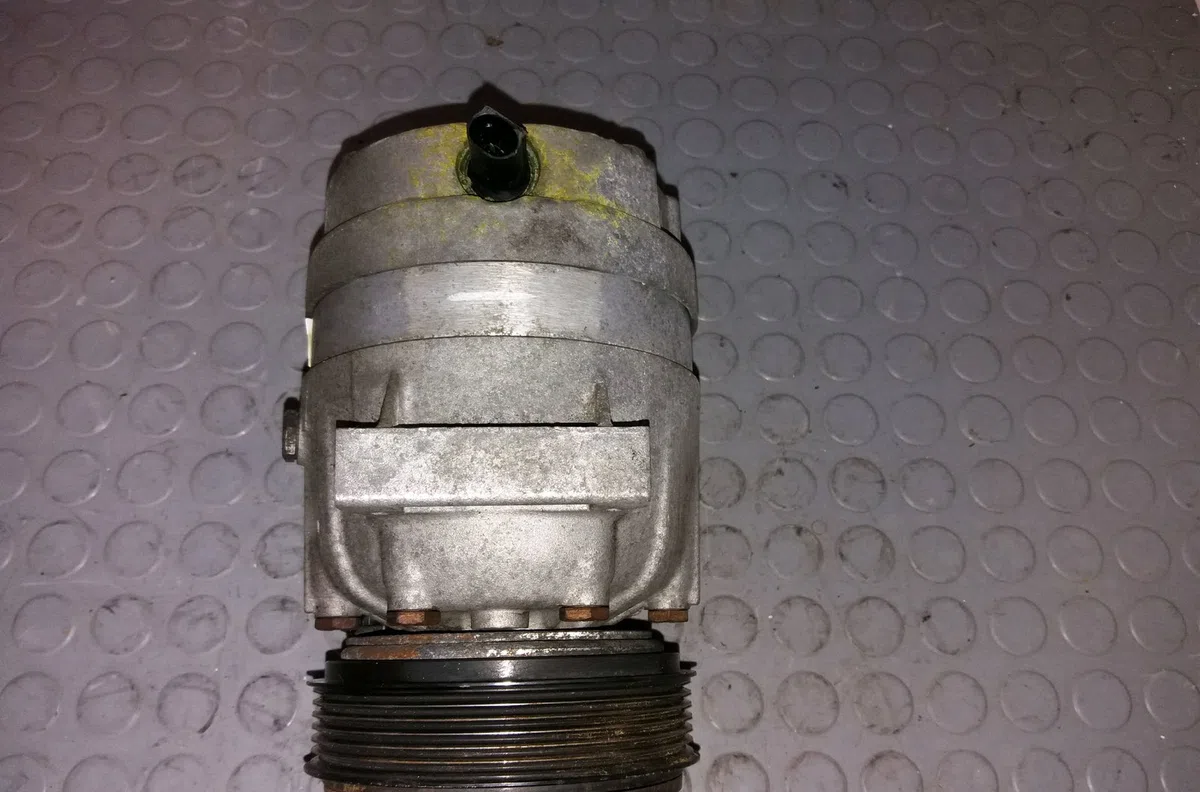 Compresseur air conditionne Renault VEL SATIS (BJ0_) 2.2 dci (bj0m) (2004) occasion — photo 2