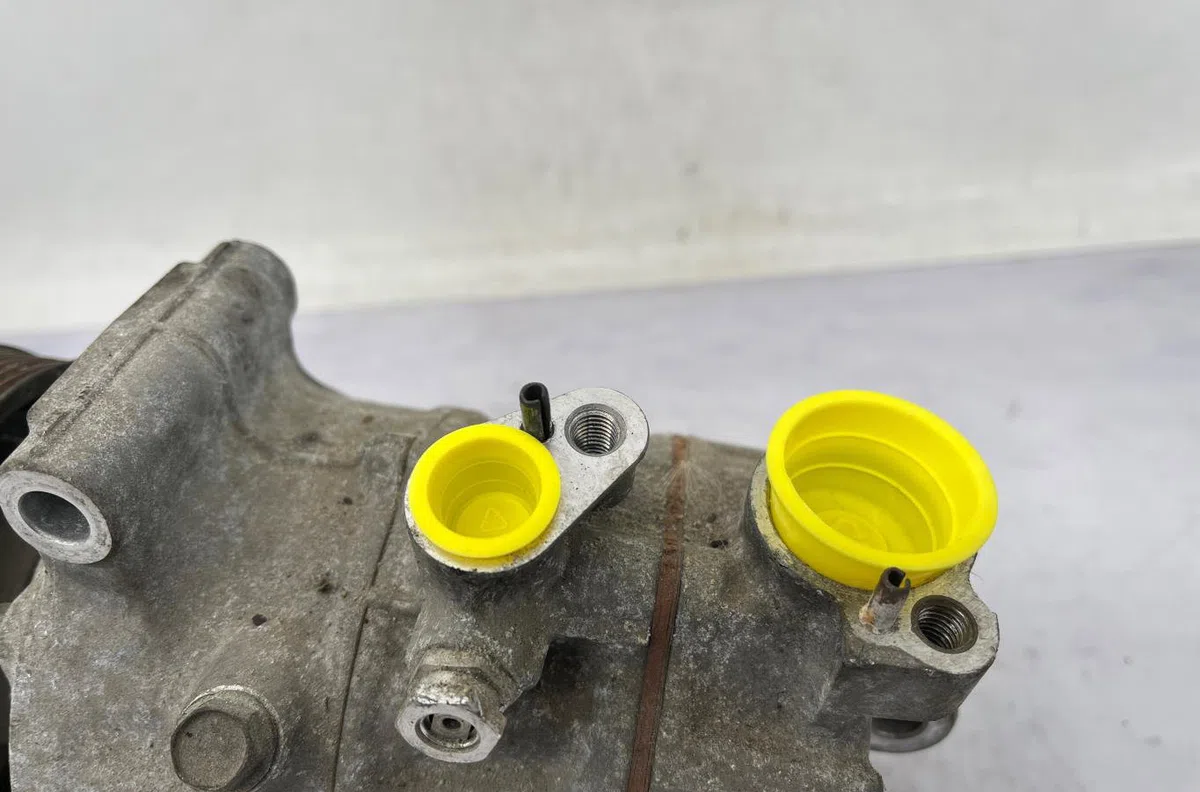 Compresseur air conditionne SEAT IBIZA 4 PHASE 3 COUPE occasion — photo 3