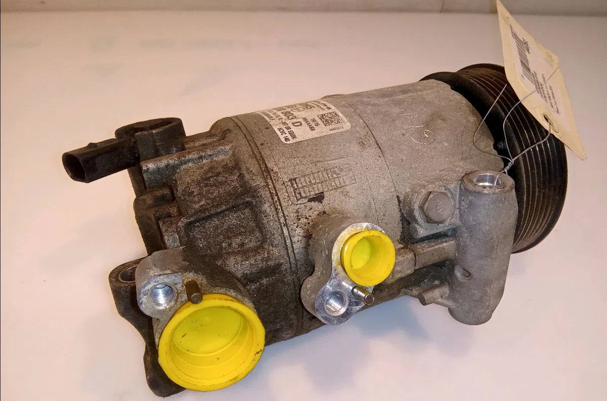 Compresseur air conditionne Seat IBIZA IV (6J5, 6P1) 1.4 tdi (2008-2010) occasion — photo 2