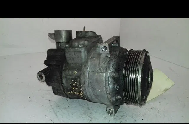 Compresseur air conditionne Seat LEON (1P1) 2.0 tdi 16v (2005-2012) occasion — photo 2