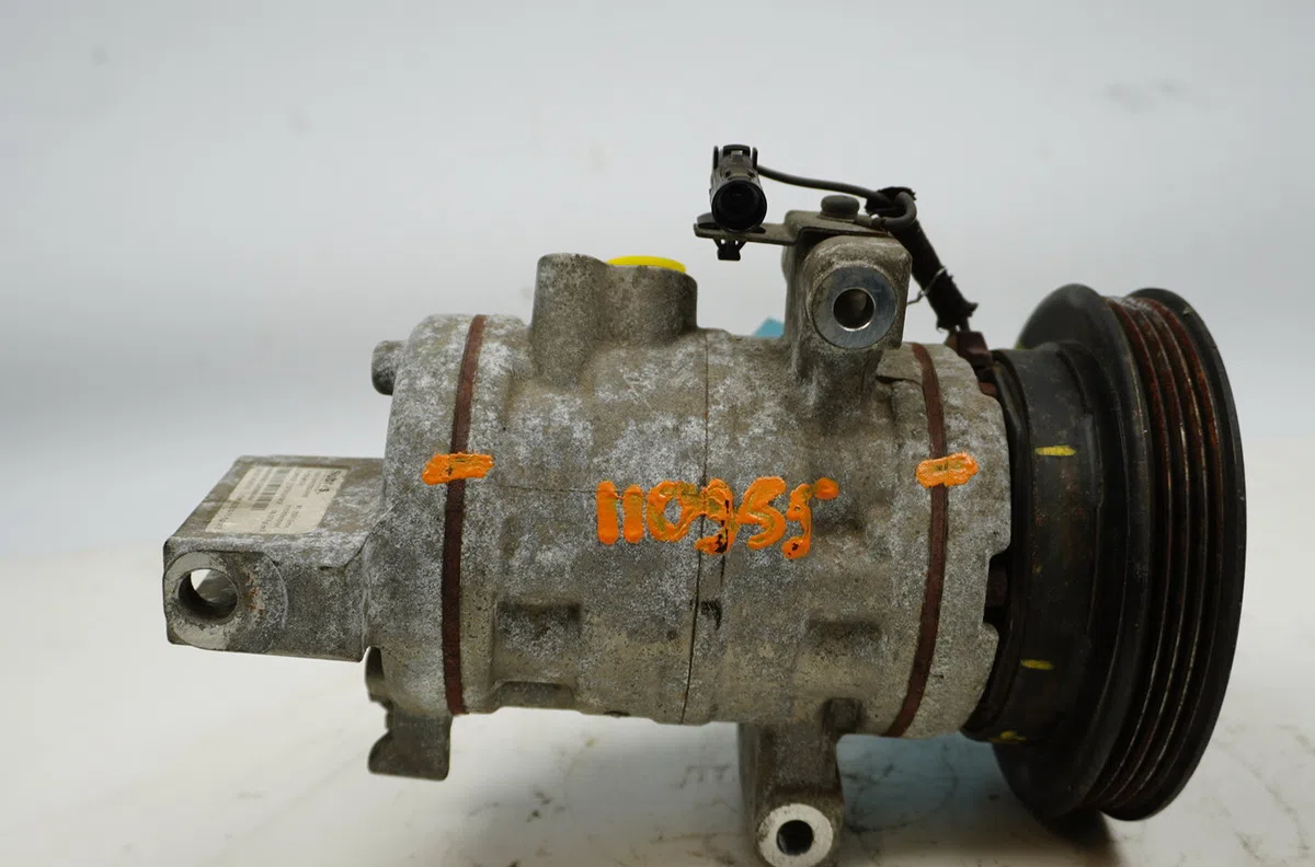 Compresseur air conditionne Suzuki ALTO VII (GF) 1.0 (amf310) (2009) occasion — photo 2