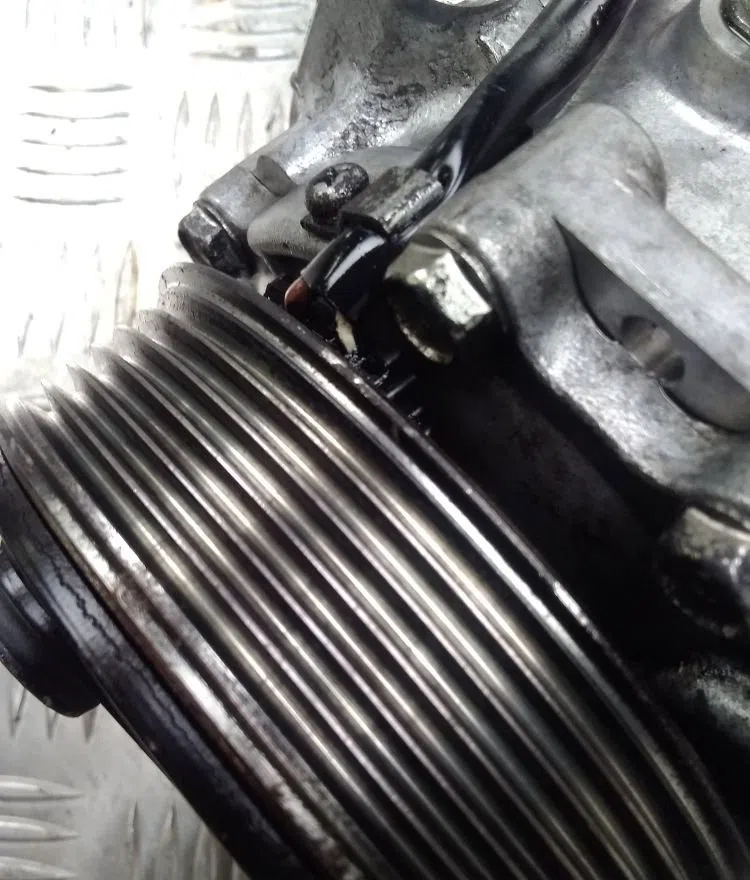 Compresseur air conditionne SUZUKI SWIFT IV 2011 occasion — photo 2