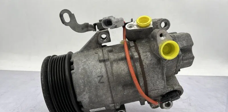 Compresseur air conditionne TOYOTA AURIS 1 PHASE 1 occasion — photo 2