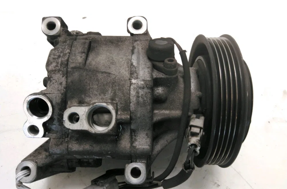 Compresseur air conditionne Toyota YARIS (_P1_) 1.4 d-4d (nlp10_) (2001-2005) occasion