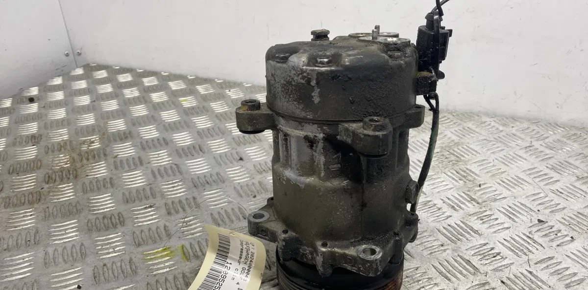 Compresseur air conditionne VOLKSWAGEN GOLF 4 occasion — photo 2