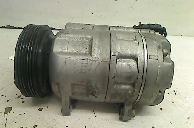 Compresseur air conditionne Volkswagen GOLF IV (1J1) 1.6 (1997-2004) occasion