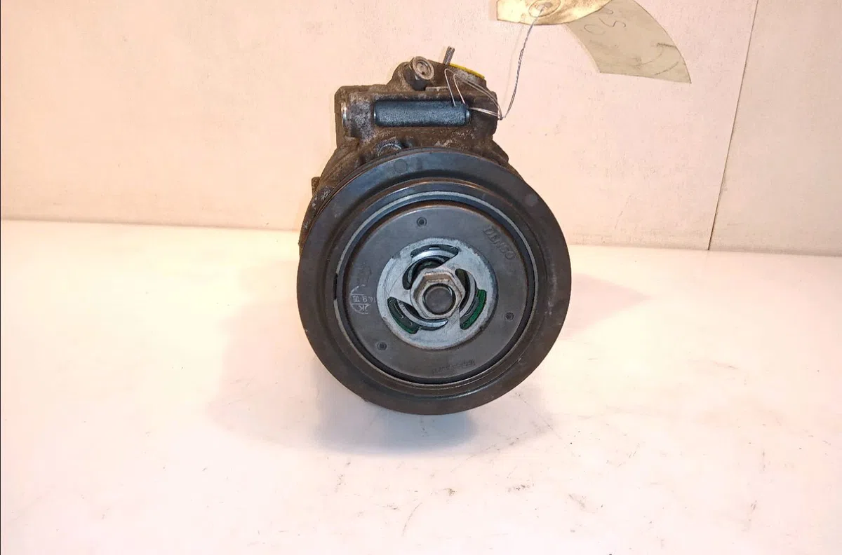 Compresseur air conditionne Volkswagen GOLF V (1K1) 1.4 16v (2003-2006) occasion