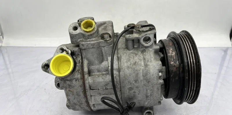 Compresseur air conditionne VOLKSWAGEN PASSAT 4 PHASE 2 occasion — photo 2