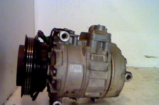 Compresseur air conditionne VOLKSWAGEN PASSAT IV 2002 occasion — photo 2