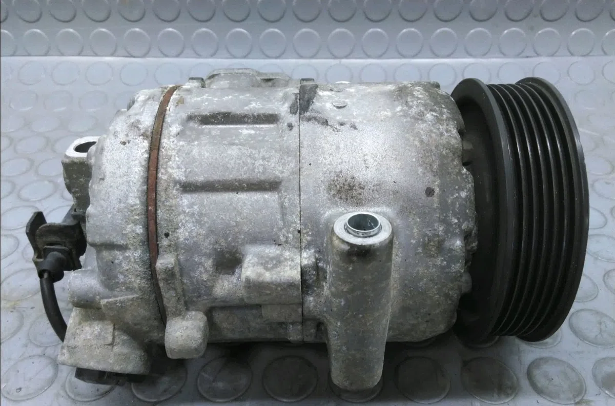 Compresseur air conditionne Volkswagen POLO (9N_, 9A_) 1.4 tdi (2001-2005) 5 portes occasion — photo 2