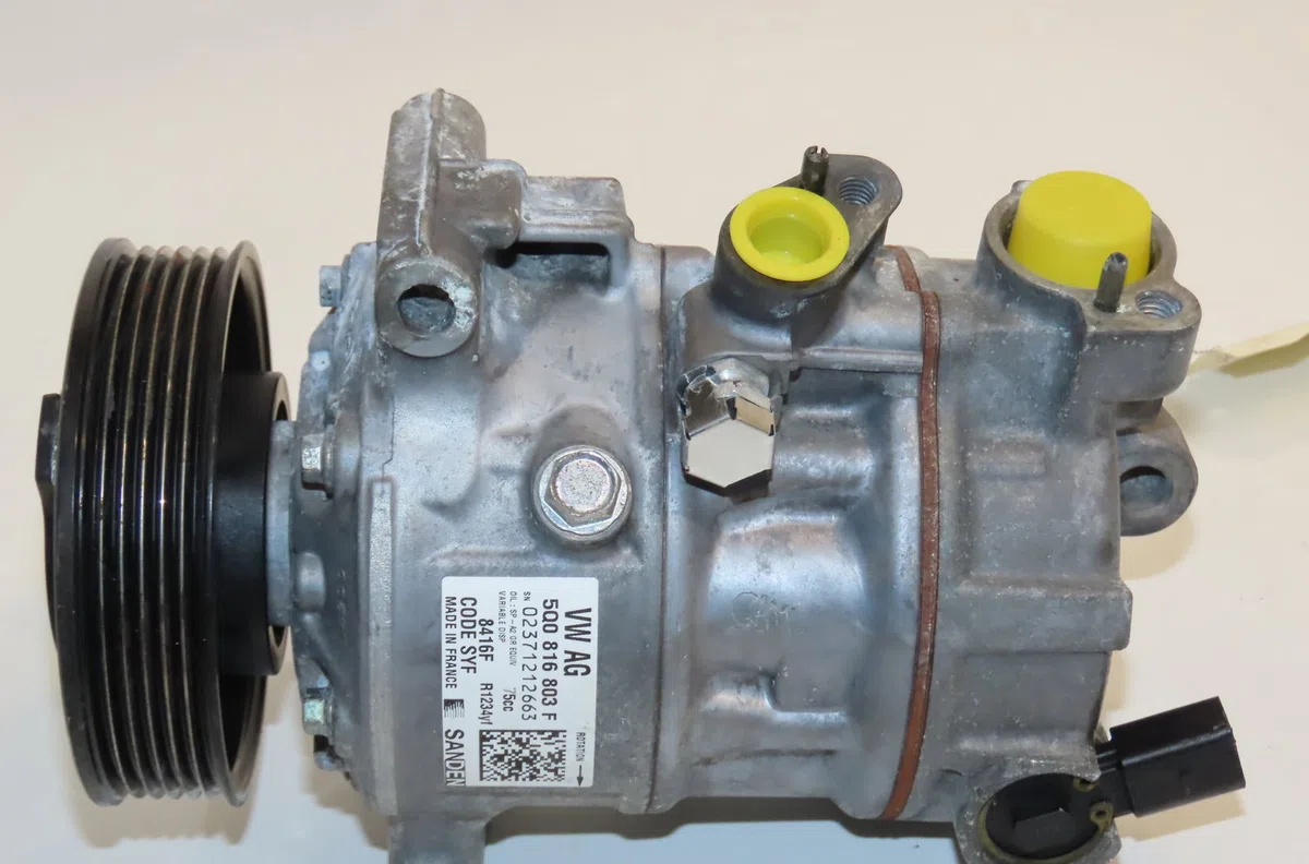 Compresseur air conditionne Volkswagen POLO V (6R1, 6C1) 1.2 tsi 16v (2014-2017) 5 portes occasion — photo 2
