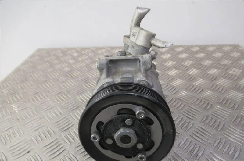 Compresseur air conditionne Volkswagen POLO VI (AW1, BZ1, AE1) 1.0 tsi (2017) occasion — photo 2