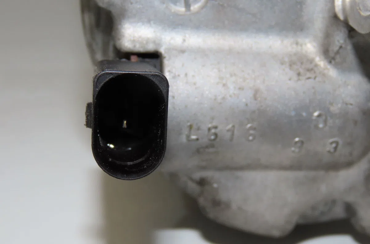 Compresseur air conditionne Volkswagen TIGUAN (5N_) 2.0 tdi (2008-2018) 5 portes occasion — photo 4