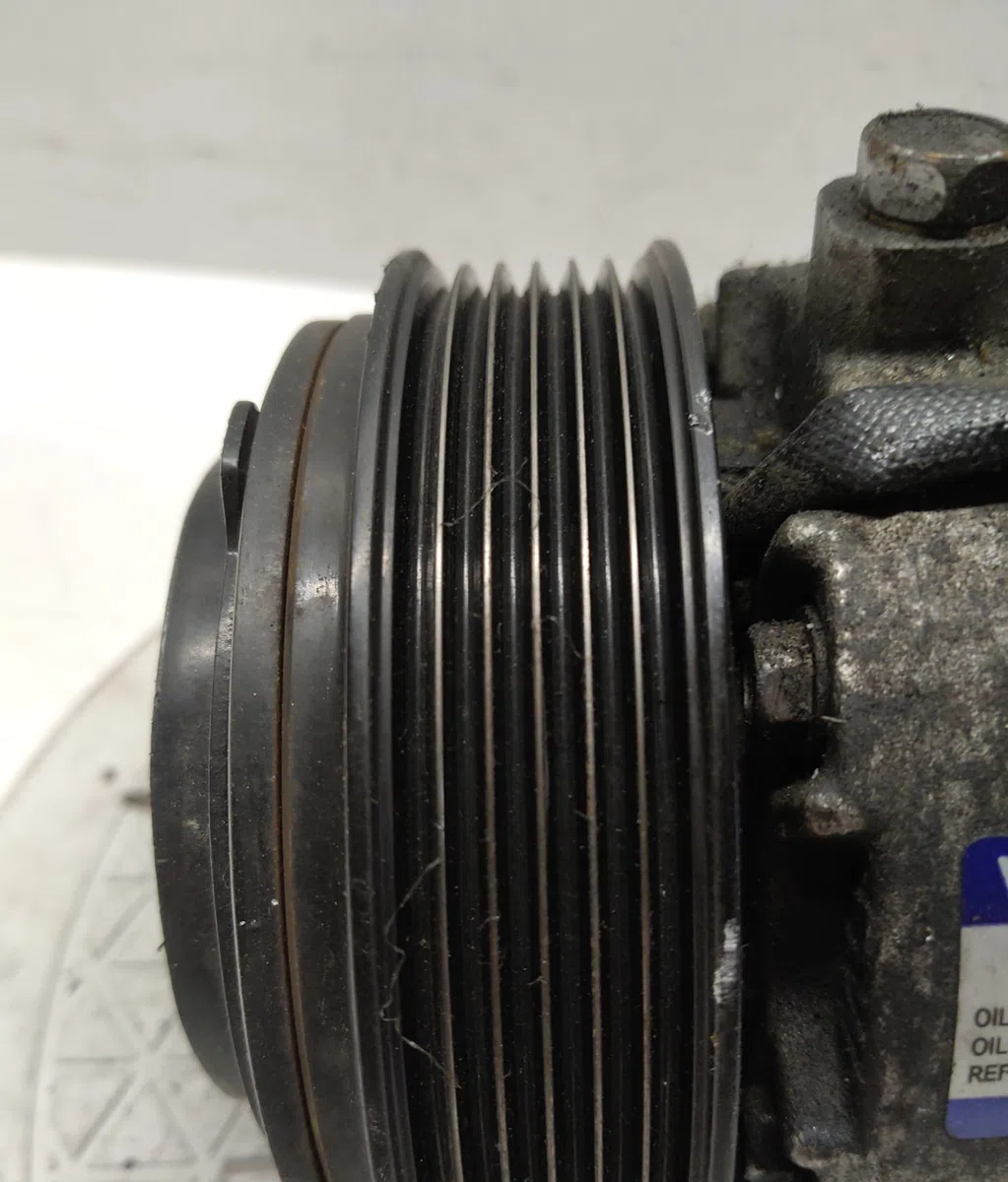Compresseur air conditionne VOLKSWAGEN UP occasion — photo 3