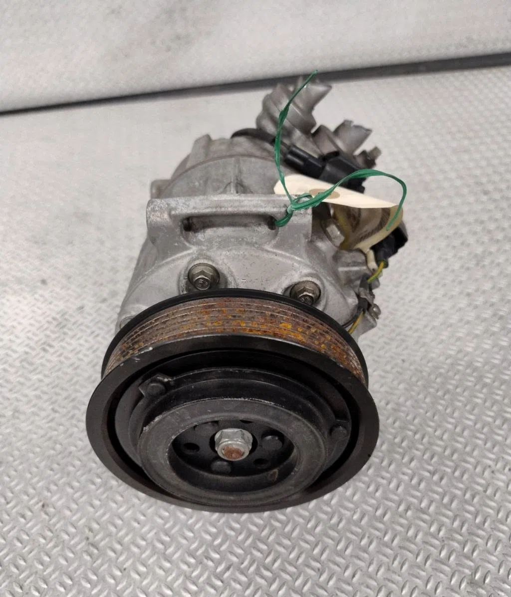 Compresseur air conditionne VOLVO V 60 2  V 60 2 PHASE 2 BREAK occasion — photo 2