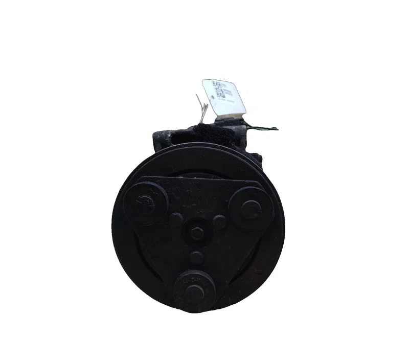 COMPRESSEUR CLIMATISATION FORD FOCUS 1870517 — photo 2