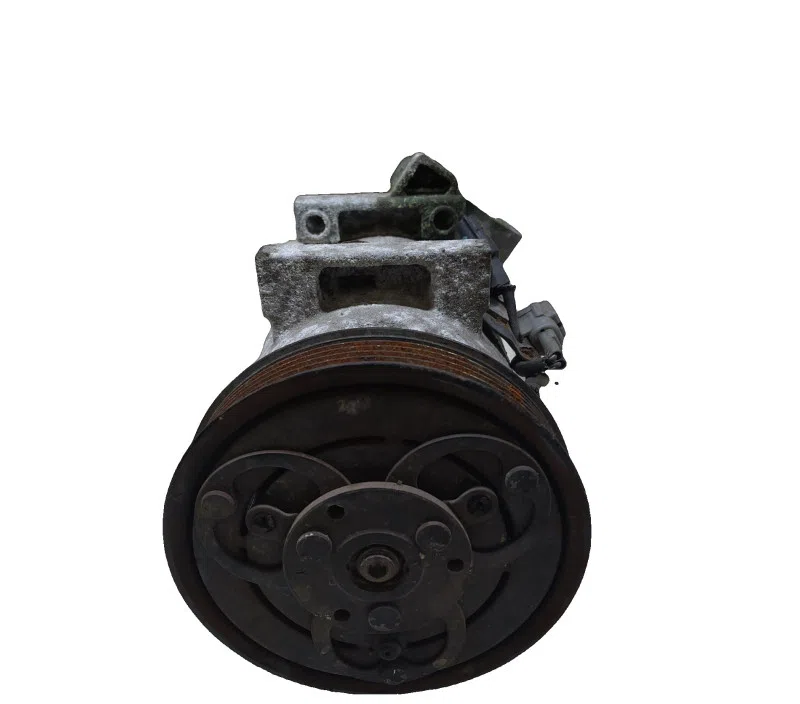COMPRESSEUR CLIMATISATION RENAULT CLIO IV 926000050R — photo 2
