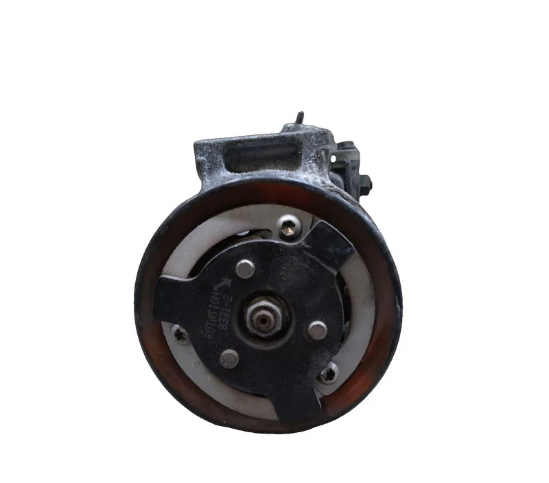 COMPRESSEUR CLIMATISATION RENAULT SCENIC I 7700866828 — photo 2