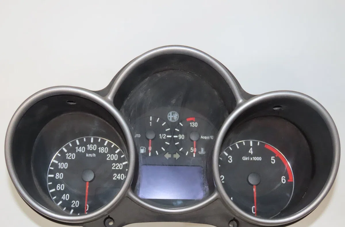 Compteur ALFA ROMEO 147 2004 occasion — photo 2