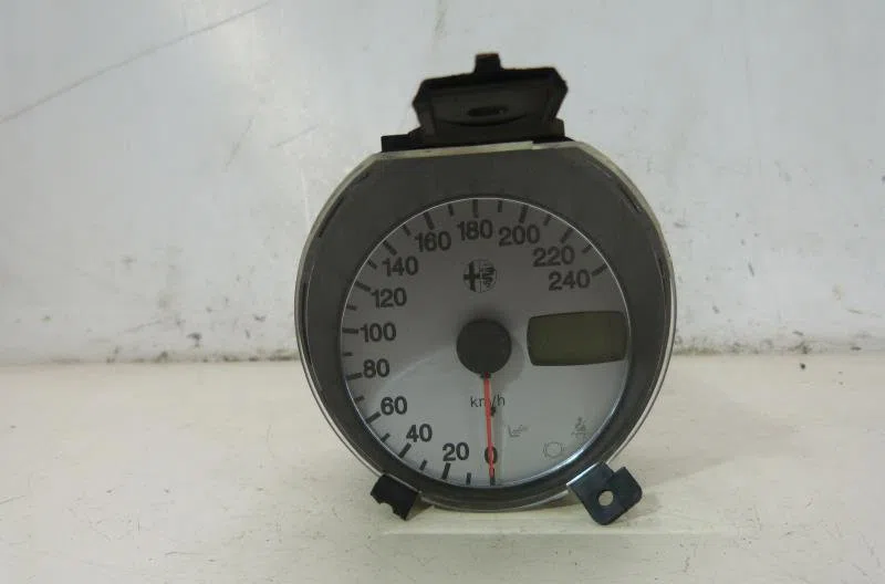 Compteur ALFA ROMEO 156 PHASE 1 BREAK occasion — photo 3