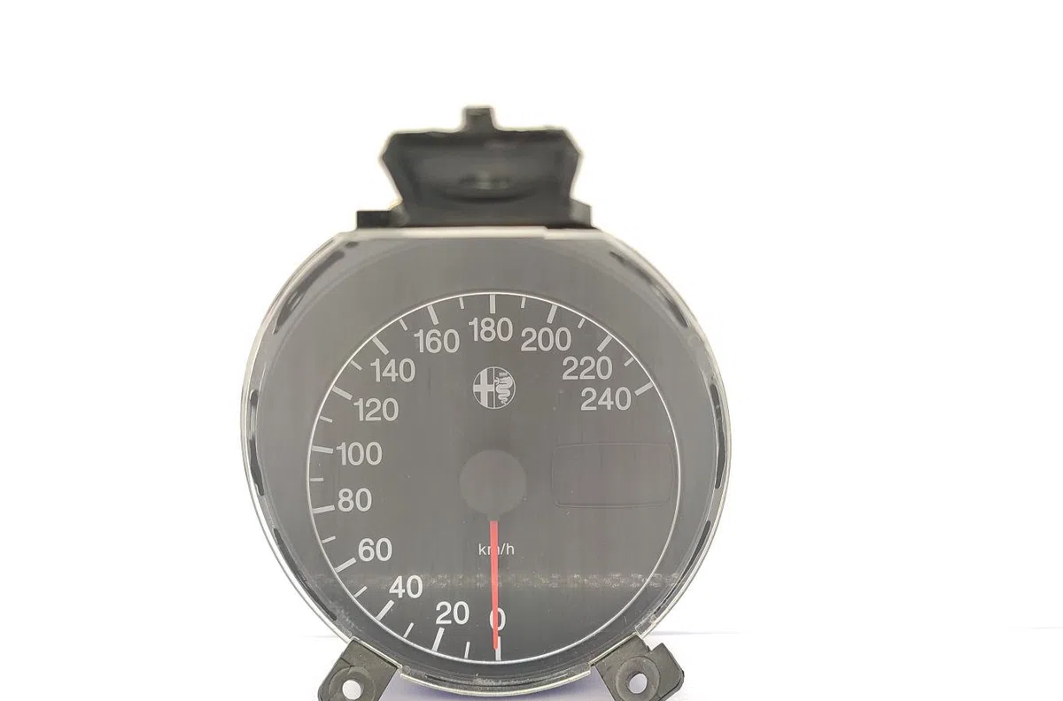 Compteur ALFA ROMEO 156 PHASE 3 BREAK occasion — photo 4