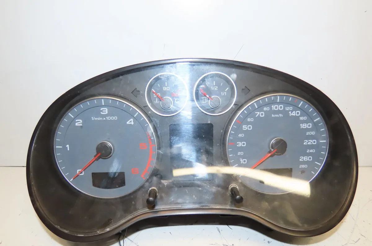 Compteur Audi A3 Sportback (8PA) 2.0 tdi 16v (2004-2013) 5 portes occasion