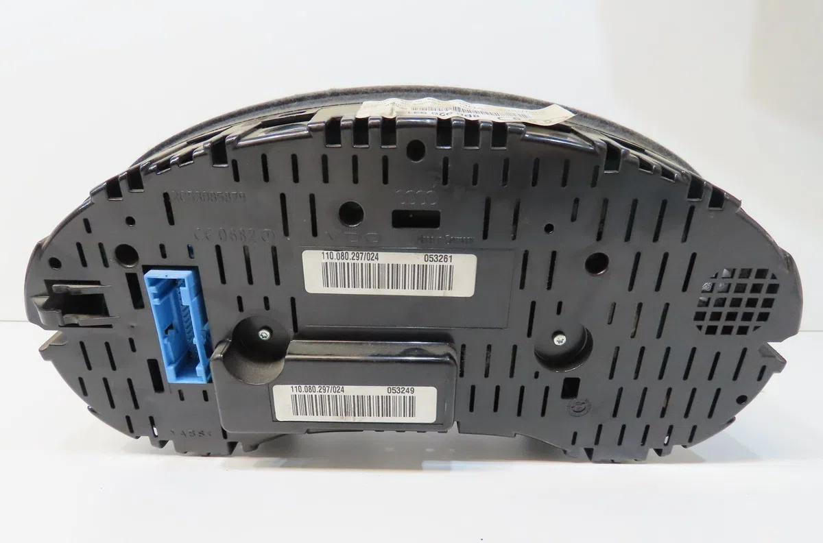 Compteur Audi A3 Sportback (8PA) 2.0 tdi quattro (2006-2013) occasion — photo 2