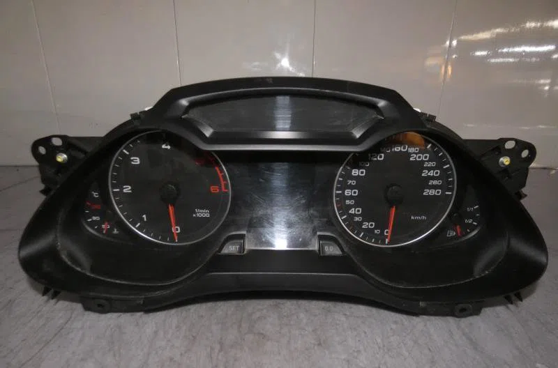 Compteur AUDI A4 3 AVANT PHASE 1 BREAK occasion — photo 2